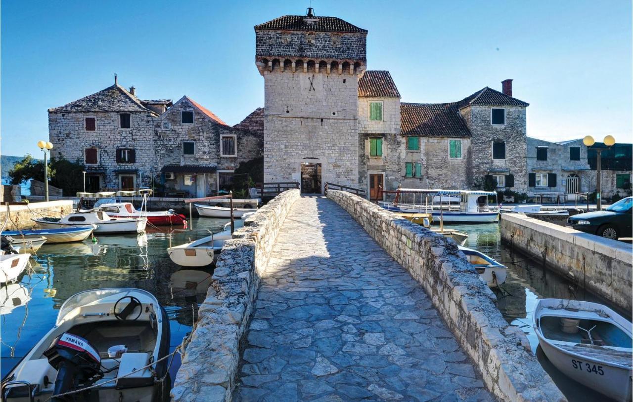 1 Bedroom Stunning Apartment In Kastel Gomilica Kaštela 외부 사진