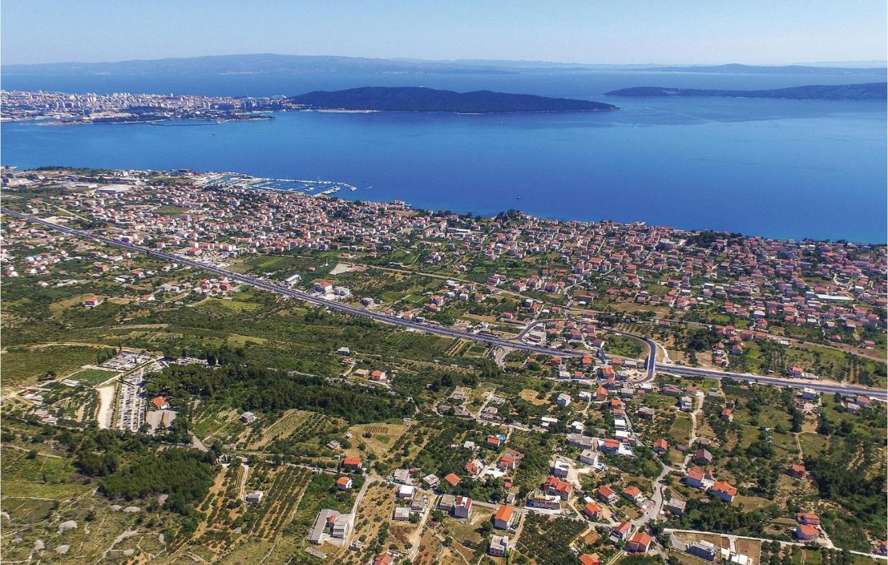 1 Bedroom Stunning Apartment In Kastel Gomilica Kaštela 외부 사진